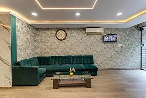 Emerald Suites By Classio