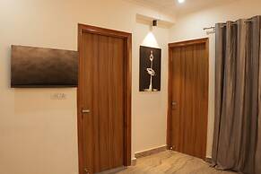 Let'stay Sector 112 Noida