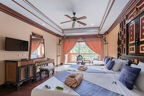 Le Ayodhaya Palace Krabi Beach Resort