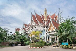 Le Ayodhaya Palace Krabi Beach Resort