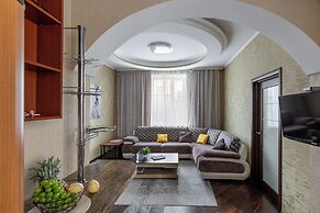 Spacious apartment near railway station