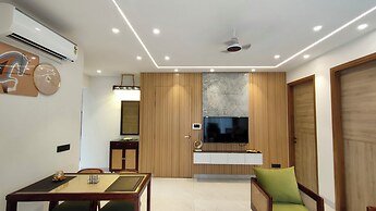 Let'stay DLF Phase- 1, Gurugram