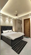 Let'stay DLF Phase- 1, Gurugram