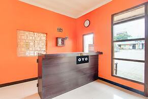 OYO 94761 Hotel Indah