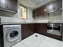 Premier 2-bedroom Lifeline apartment with free Parking
