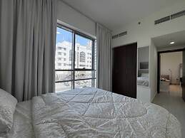 Premier 2-bedroom Lifeline apartment with free Parking