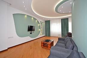 Apartments by Luxe Group DI64