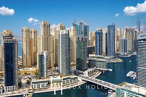 LUX  The Vida Marina Residence