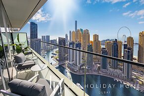 LUX  The Vida Marina Residence