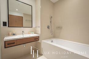 LUX  The Vida Marina Residence