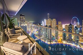 LUX  The Vida Marina Residence