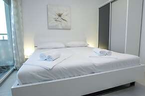 Tomana B Apartments