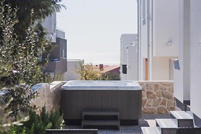 Tomana B Apartments