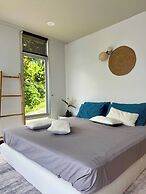 Jungle House Phuket - Seaview Retreat