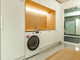 Modern Luxury 4BR Villa Levi Center