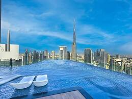 Exclusive Paramount 2BR - Skyline