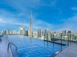 Exclusive Paramount 2BR - Skyline