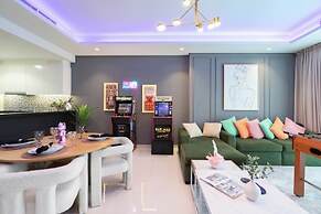 Exclusive Paramount 2BR - Skyline