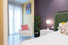 Exclusive Paramount 2BR - Skyline