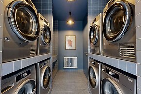 Altido Charming 2-bed Flat w Shared Spaces