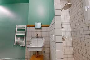 Delightful 1-bed Studio w Shared Co-working Space