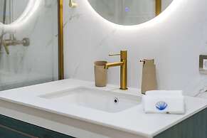 SeaShell Suites