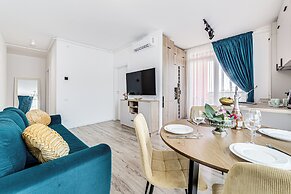 ARI - AFI Mall Luxurious Apartments