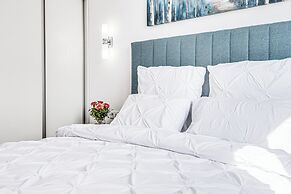 ARI - AFI Mall Luxurious Apartments