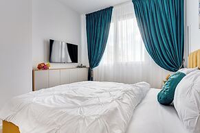 ARI - AFI Mall Luxurious Apartments