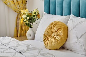 ARI - AFI Mall Luxurious Apartments