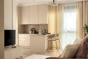 ARI - AFI Mall Luxurious Apartments
