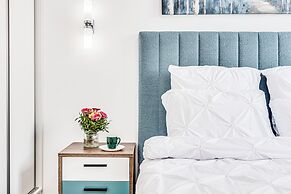 ARI - AFI Mall Luxurious Apartments