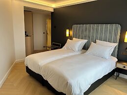 Eiffel Yard Hotel