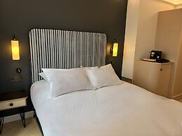 Eiffel Yard Hotel