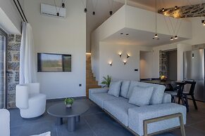 Villa Ioannis - With Private Heated Pool