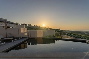 Villa Ioannis - With Private Heated Pool