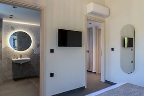Villa Rea - With Private Heated Pool
