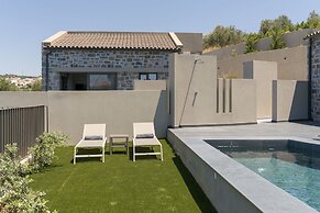 Villa Rea - With Private Heated Pool