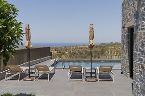 Villa Rea - With Private Heated Pool