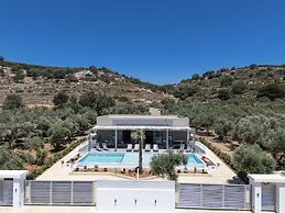 Villa Me - With Private Pool