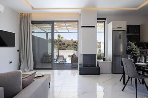 Villa Me - With Private Pool