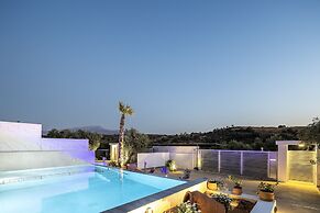 Villa Me - With Private Pool