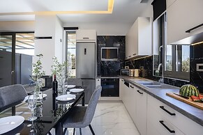 Villa Me - With Private Pool