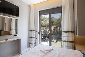 Villa Me - With Private Pool