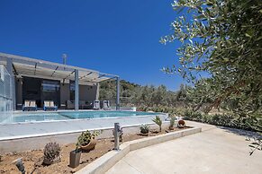 Villa You - With Private Pool