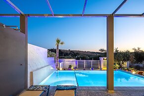 Villa Me and You - With 2 Private Pools