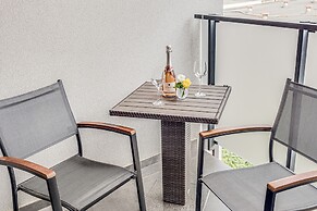 ARI - ARED Luxurious Apartments