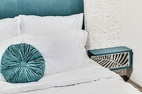 ARI - ARED Luxurious Apartments