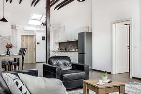 ARI Central Grand Apartments-Luxury Stay