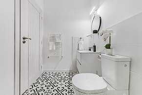ARI Central Grand Apartments-Luxury Stay
